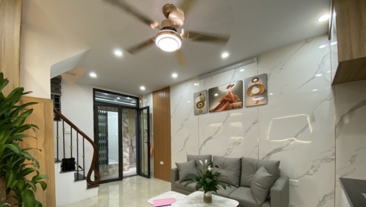 Bán nhà Vương Thừa Vũ, 52m², 6 tầng, 9.9 tỷ, Thanh Xuân, Thang máy, Oto